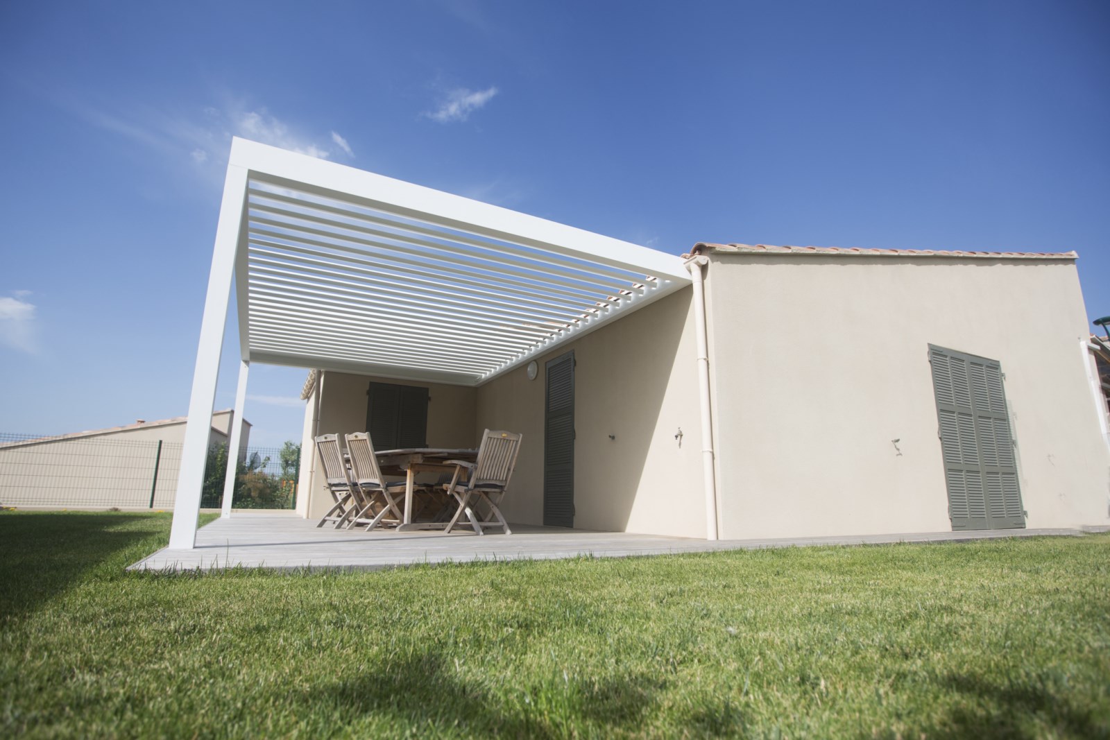 revendeur pergola aluminium pour terrasse à Salon de Provence