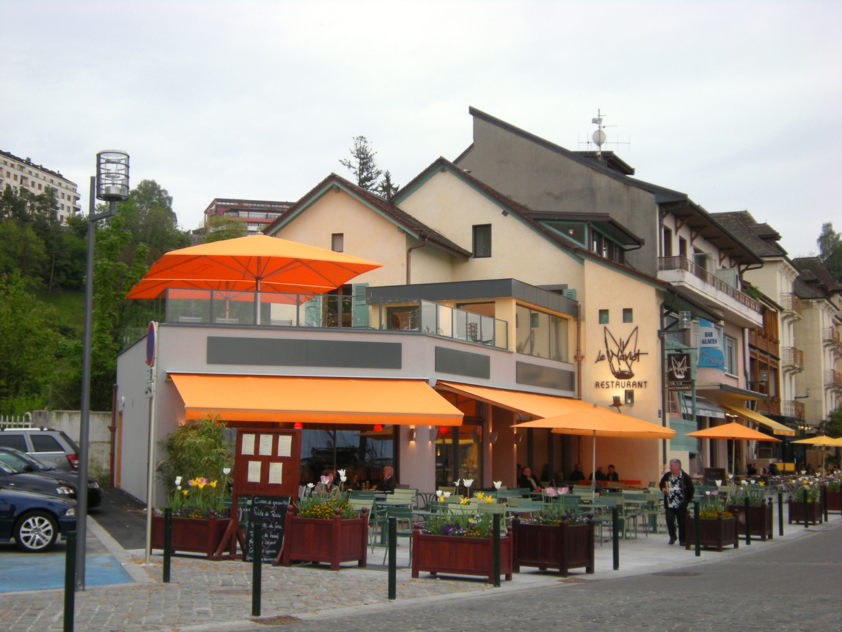 Stores pour terrasses de restaurants